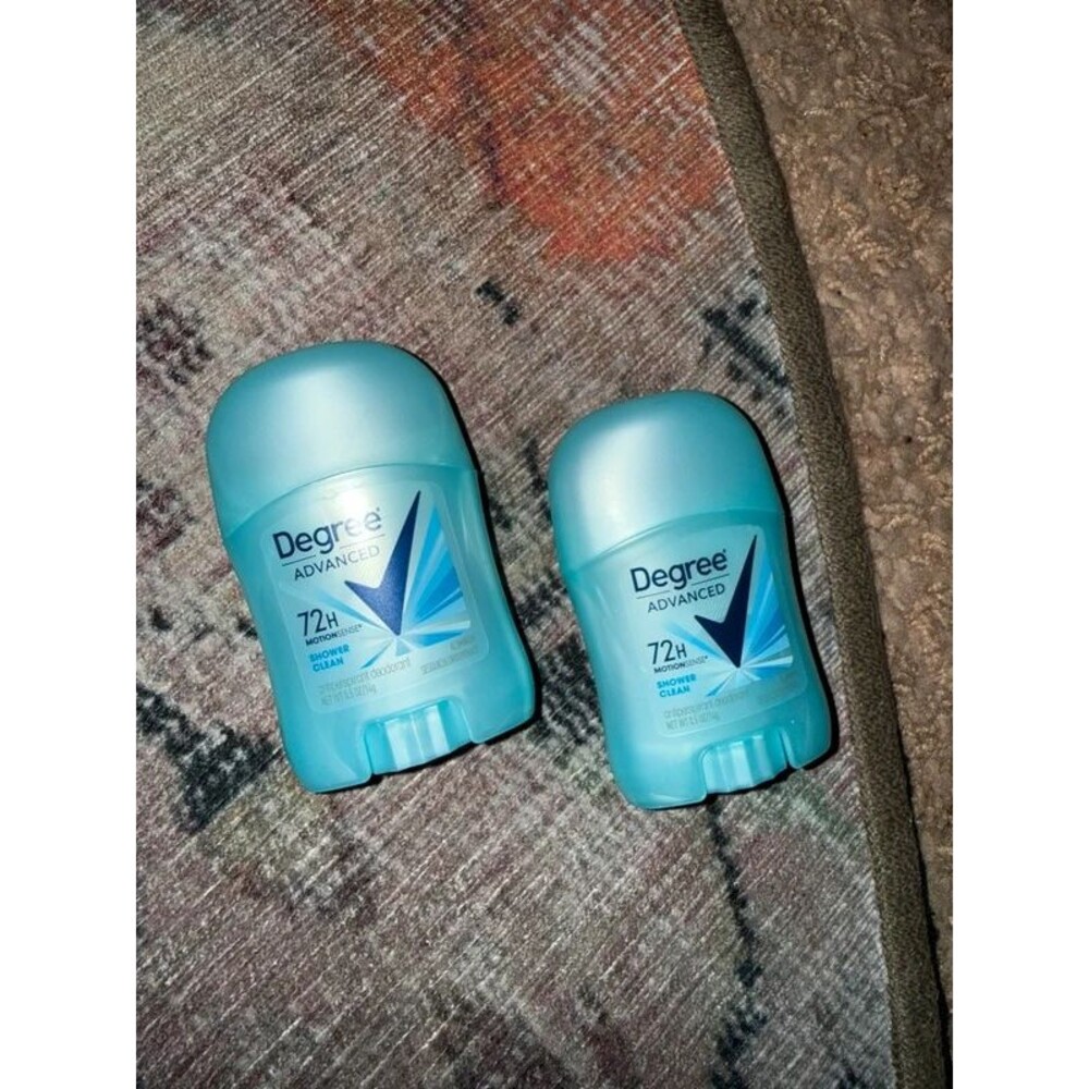 Bundle lot cheap of 2 degree mini deodorant travel
